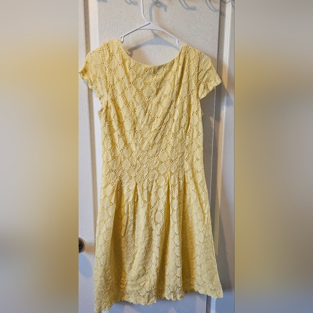 RN Studio women's yellow dress size 8 - Picture 2 of 3